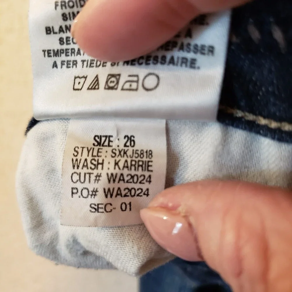 Joe's Jeans Karrie Wash Provocateur Sz  26 Distressed - Picture 6 of 9